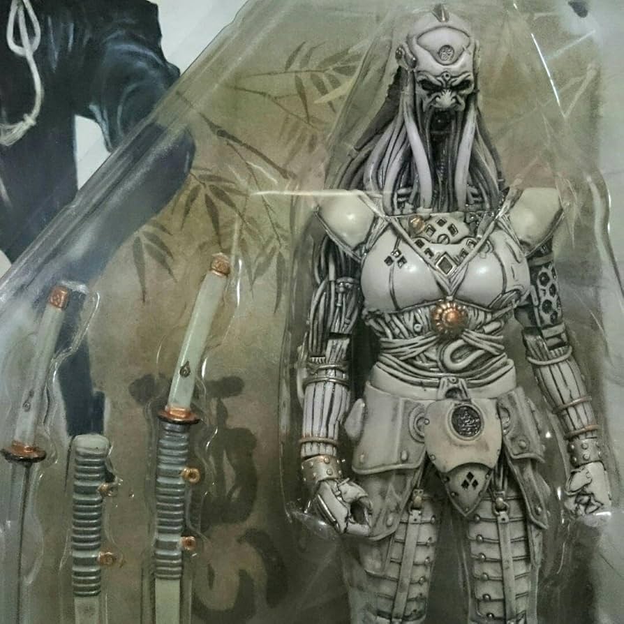 Amazon.co.jp: 未来忍者 慶雲機忍外伝 橡伎 フィギュア : おもちゃ