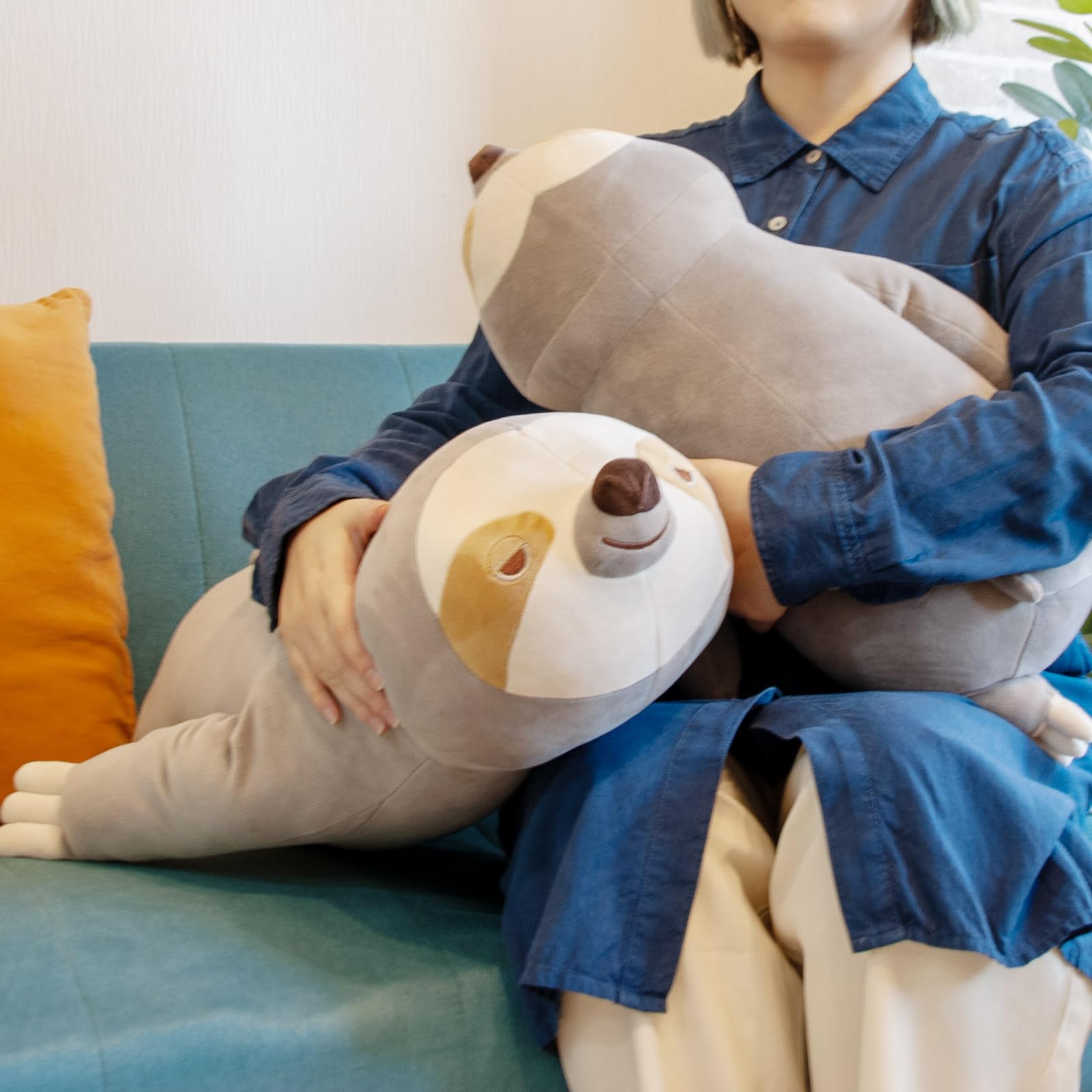 Amazon｜りぶはあと 抱き枕 プレミアムねむねむアニマルズ ナマケモノ