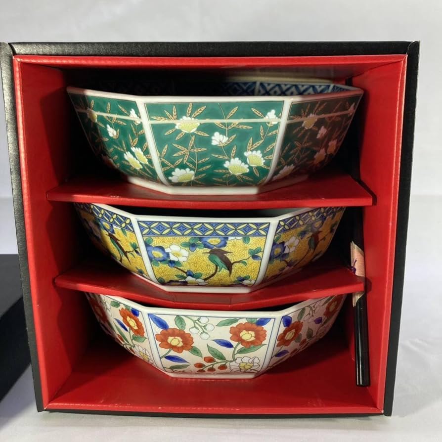 Amazon.co.jp: 有田焼 吾山窯 盛鉢三種 箸付きお皿 皿 3枚 箱 鉢 陶器