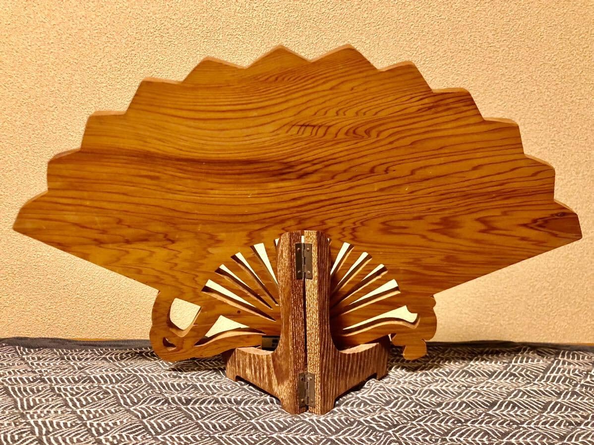 Amazon.co.jp: 屋久杉のオブジェ①扇型 扇子型 彫刻 飾り物 置物 店頭