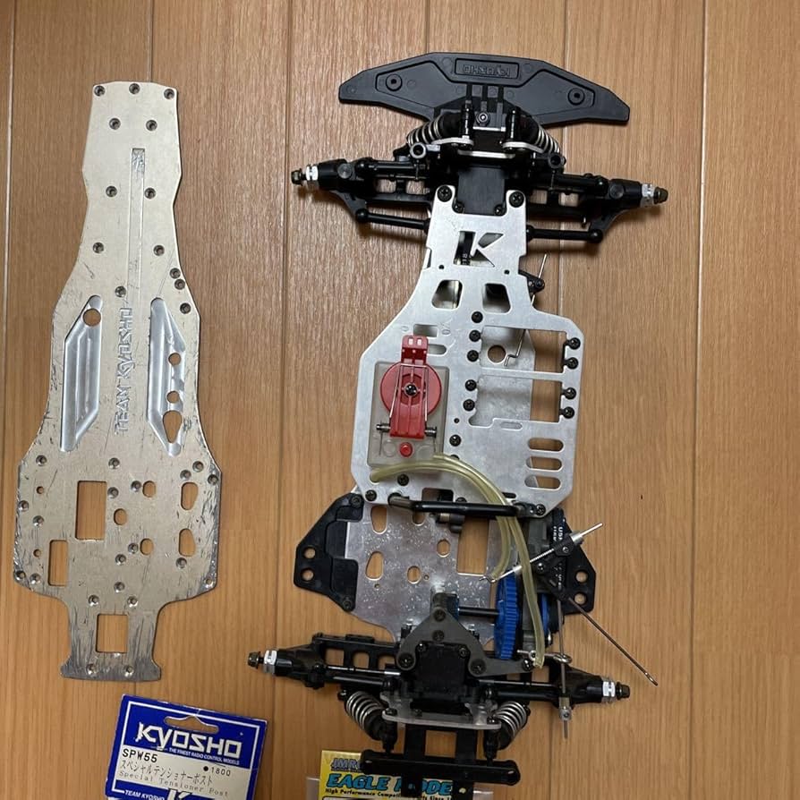 Amazon.co.jp: kyosho 1/10 エンジンカー スパイダーGP mk.1 マフラー