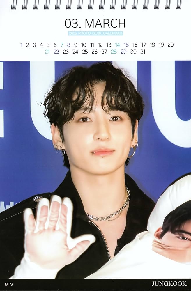 Amazon.co.jp: ジョングク グッズ 卓上 カレンダー (写真集) 2026~2027