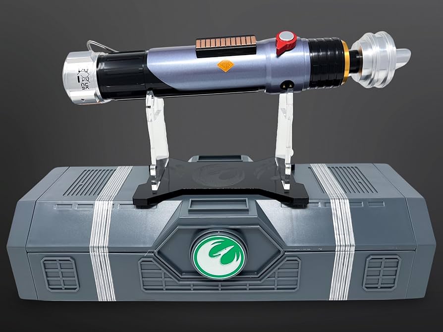 Amazon.com: Saber Tech Exclusive: Galaxy's Edge Star Wars Ezra