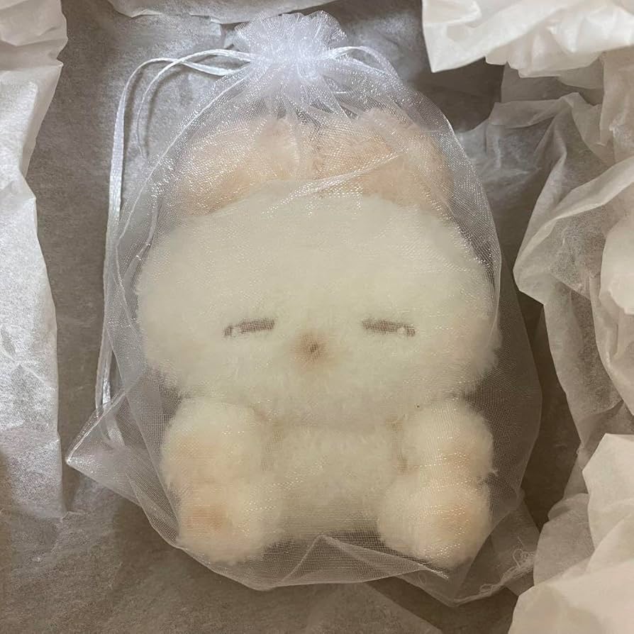 Amazon.co.jp: うさぎのねむちゃん ちゃみみちゃん REMME ぬいぐるみ