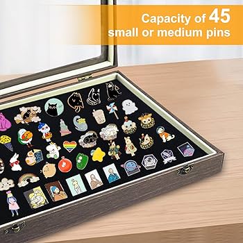 Amazon｜ピンバッジ ケース,13.8*9.4インチ透明窓木製ピンディスプレイ