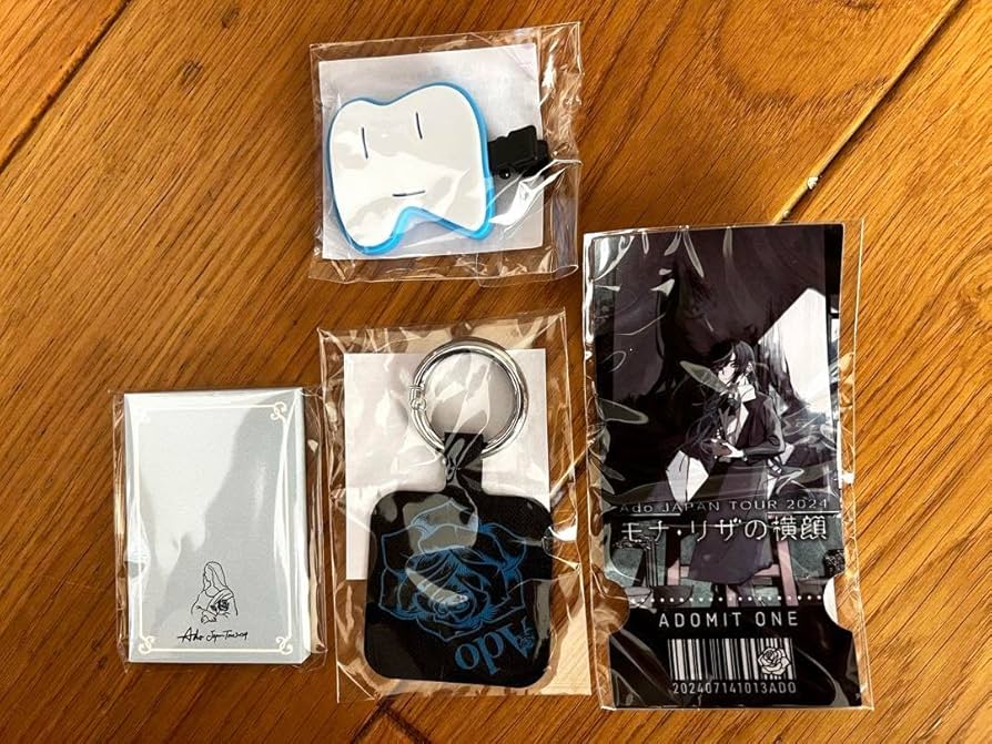 Amazon.co.jp: Adoモナリザの横顔 ツアー ガチャ 会場限定 : おもちゃ