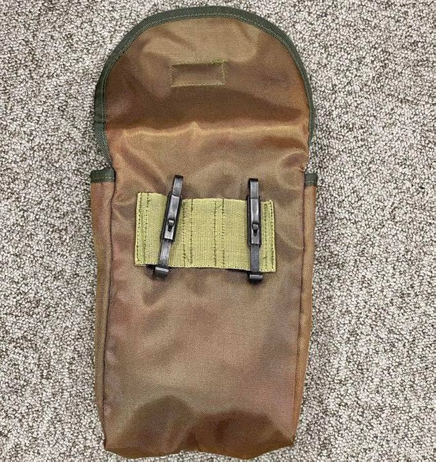 レアアイテム デンマーク軍 プラスチック製 水筒 ROSTI 製 レア