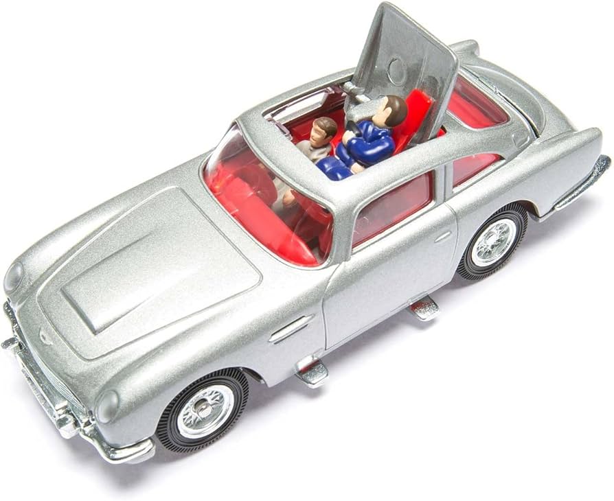 Amazon.co.jp: CORGI(コーギー) アストンマーティン DB5 007