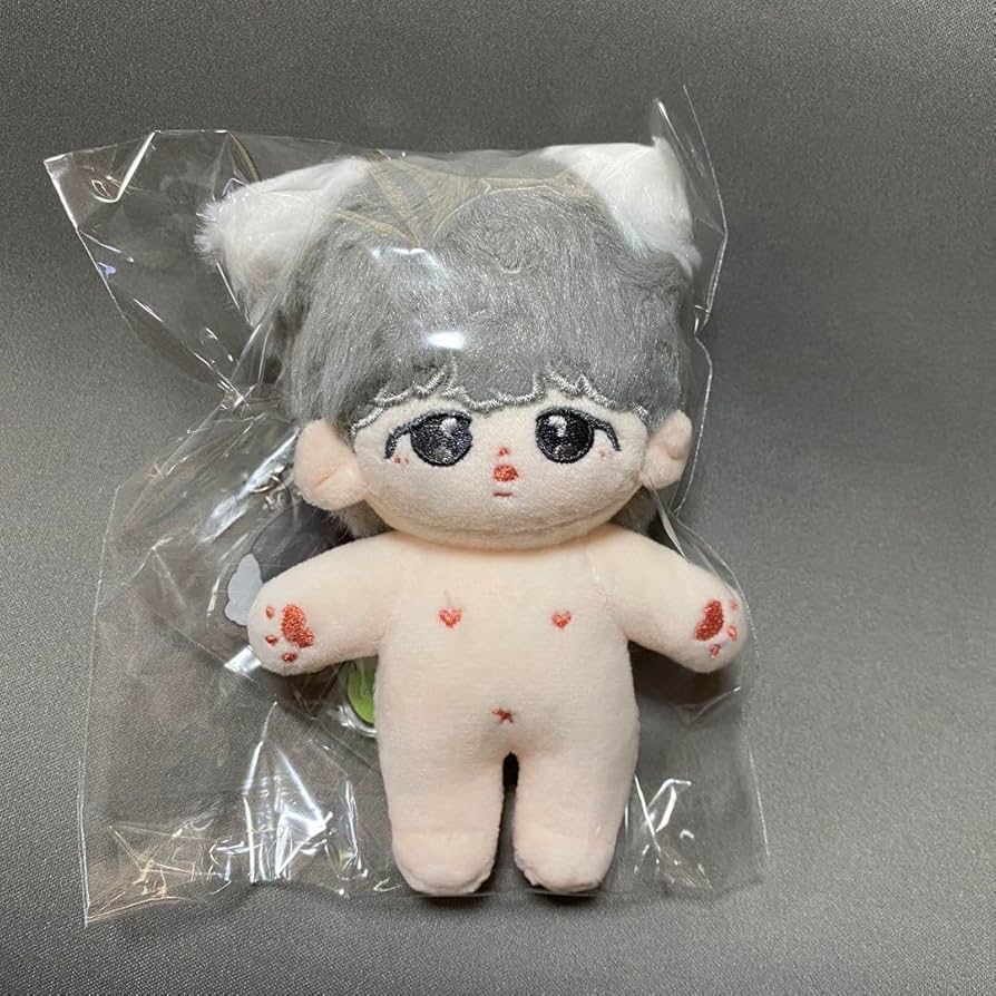 Amazon.co.jp: ジミン ぬいぐるみ 10cm マスター : おもちゃ