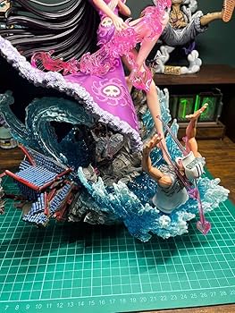 Amazon | ONE PIECE ボアハンコック フィギュア ガレージキット