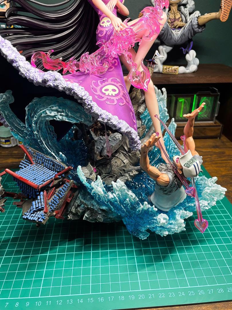 Amazon | ONE PIECE ボアハンコック フィギュア ガレージキット