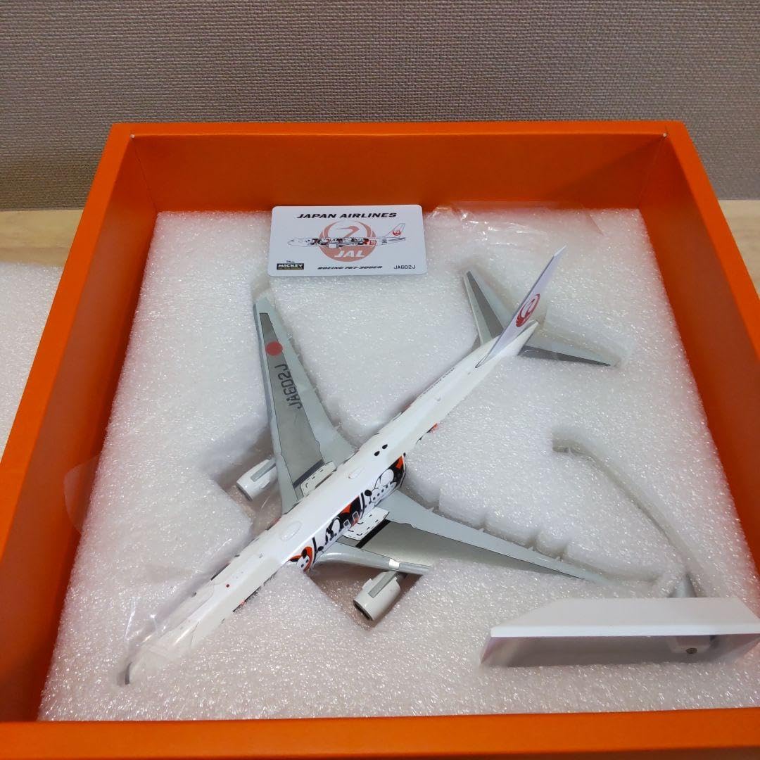Amazon.co.jp: 1/200 jcwings JAL B767-300ER JA602J 飛行機模型