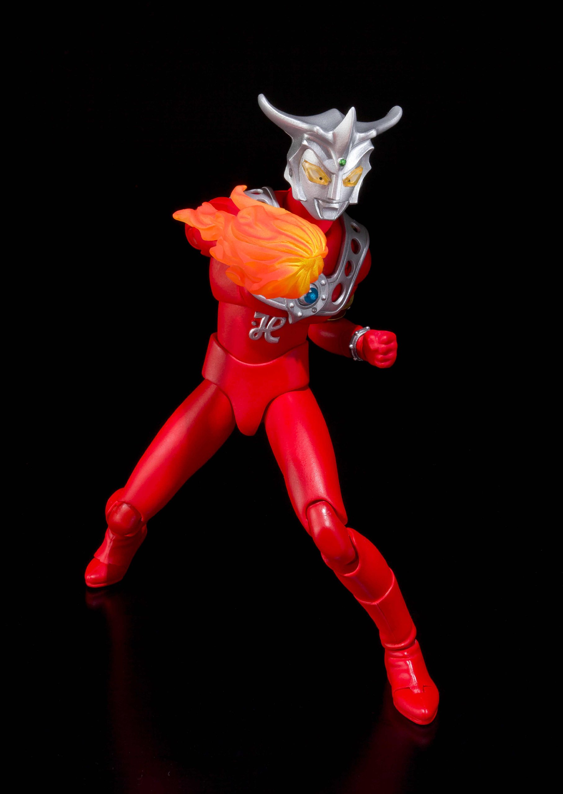 Amazon.com: Bandai Tamashii Nations Ultraman Leo - Ultra-Act and