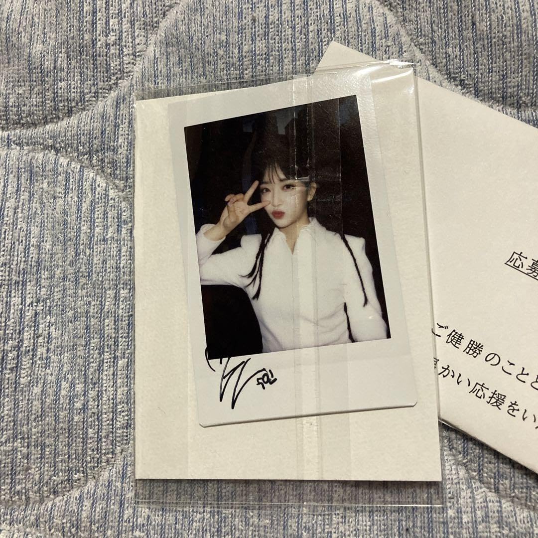 stayc MEOW 直筆 サイン 入り チェキ シウン stayc MEOW 直筆 サイン