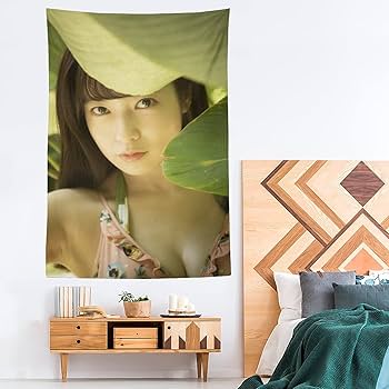 Amazon.co.jp: 乃木坂46斉藤優里水着写真ポスタービキニ タペストリー