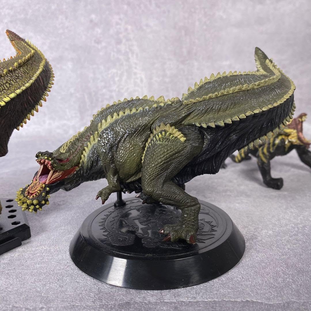 Amazon.co.jp: モンハンスタンダードモデル イビルジョー 通常、怒り