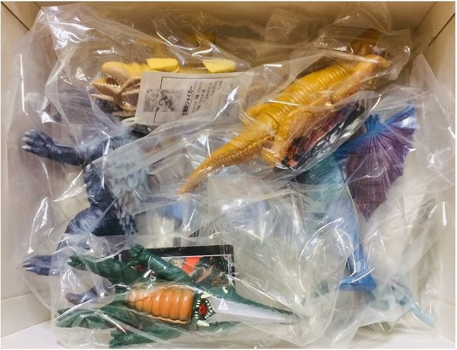 Amazon.co.jp: 大映怪獣シリーズ 強いぞ！ガメラ 復活大結集BOX : Toys