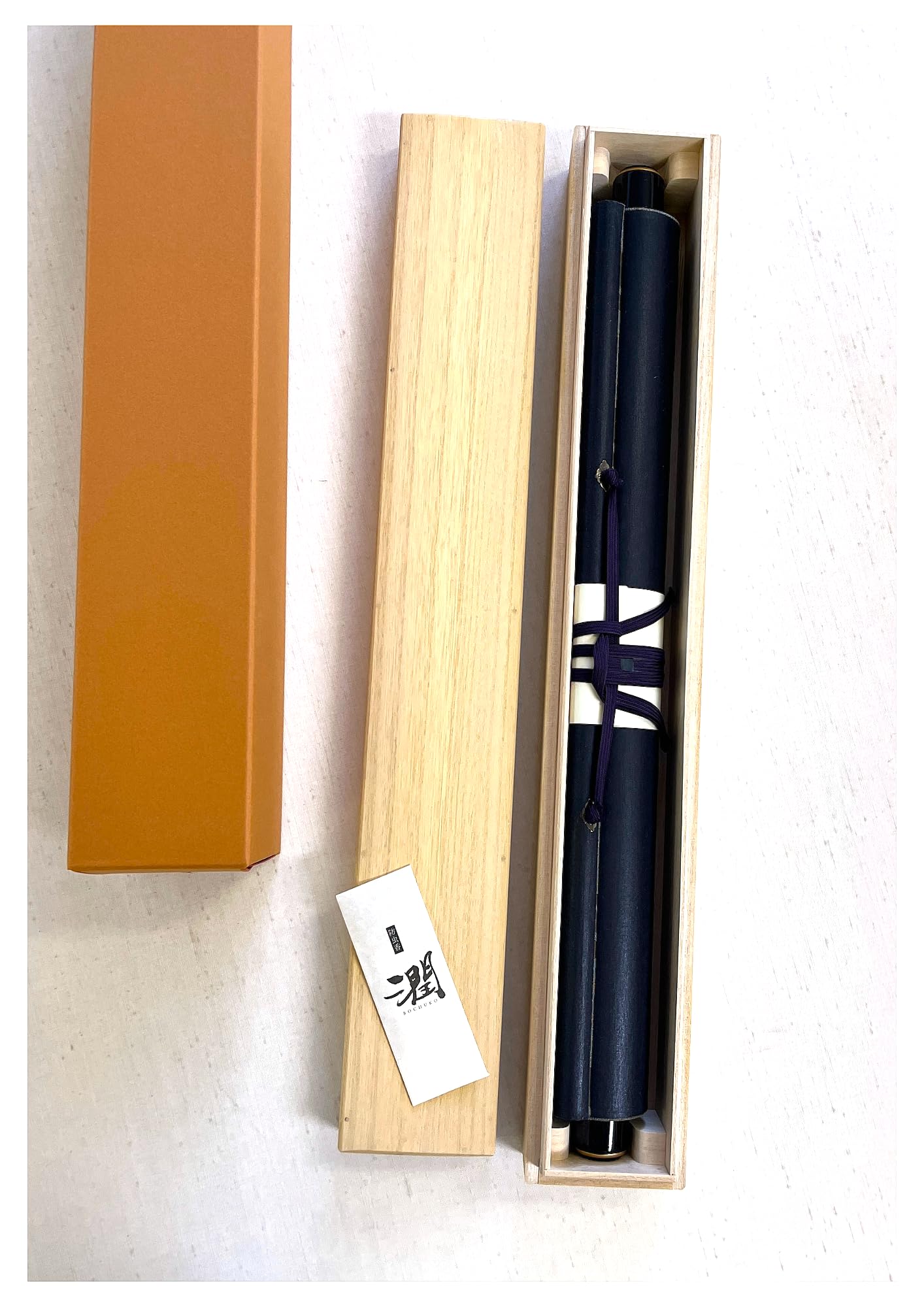 Amazon｜掛け軸/掛軸用桐箱 日本産 タトウ箱・防虫香・表題シール付 1