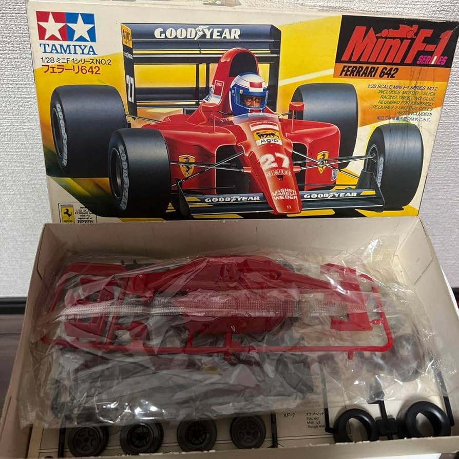 Amazon.co.jp: タミヤ ミニF-1シリーズフェラーリ 642 : おもちゃ