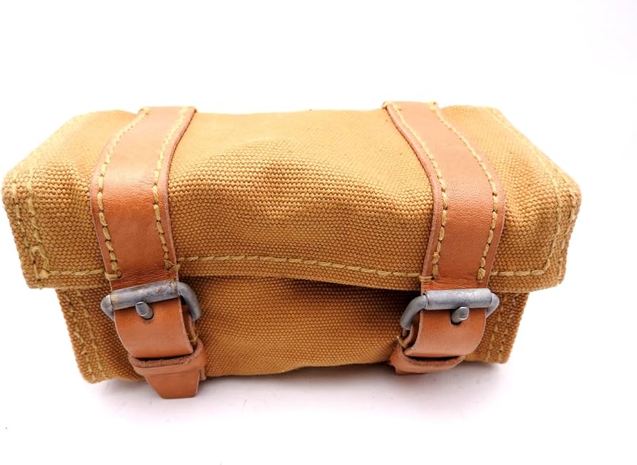 Amazon | 日本軍 十一年式軽機関銃用 前盒 弾薬嚢 完璧 複製品