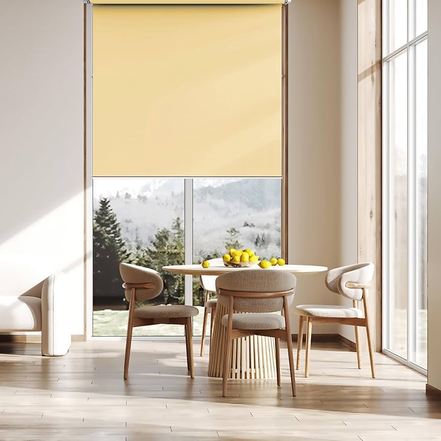 Amazon｜ロールスクリーン つっぱり 60 x 110 cm, 1級遮光 断熱 防水