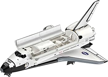 Amazon.com: Revell Germany 04544 Space Shuttle Atlantis Model Kit
