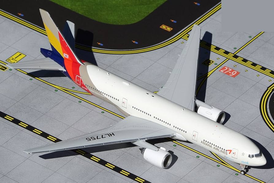 Amazon.co.jp: ボーイング 777-200ER 民間航空機 アシアナ航空