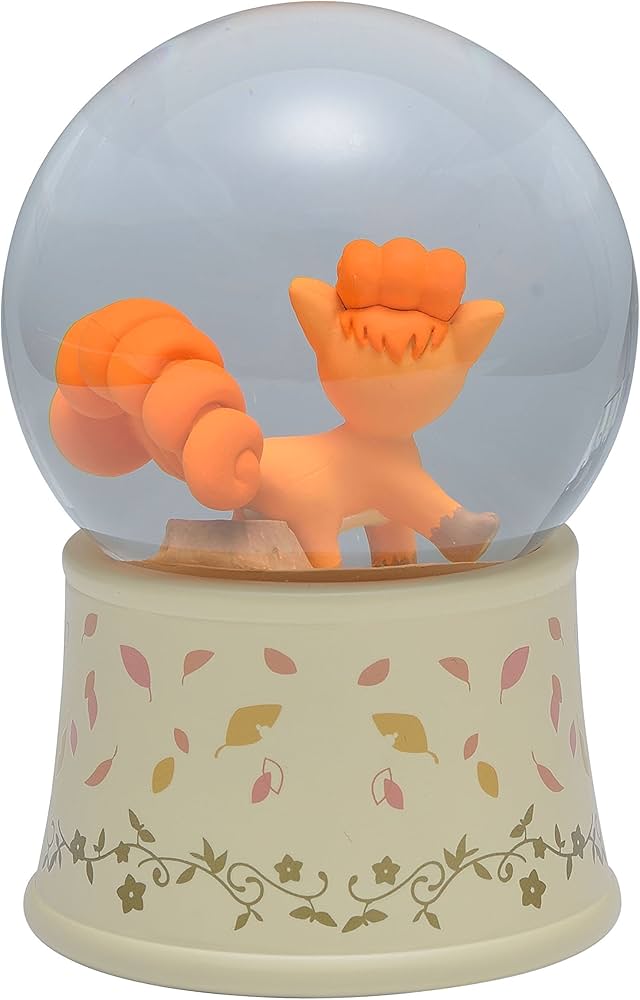 Amazon.co.jp: ポケモンセンターオリジナル スノーグローブ ロコン