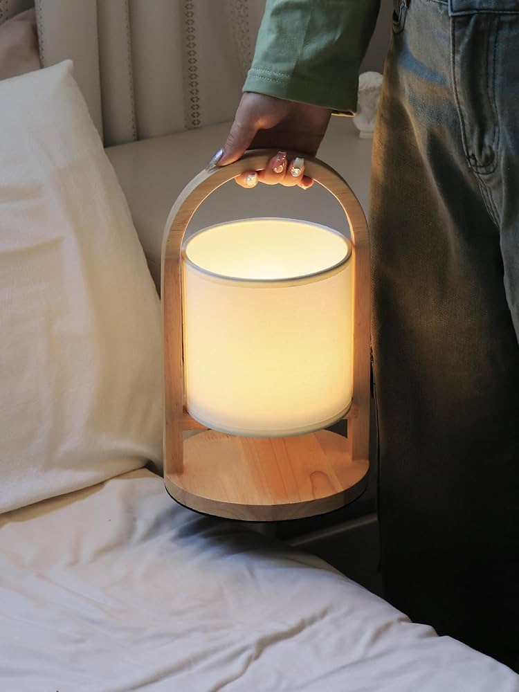 Amazon.co.jp: Skura 卓上ライト 寝室 ライト 北欧 スタンドライト