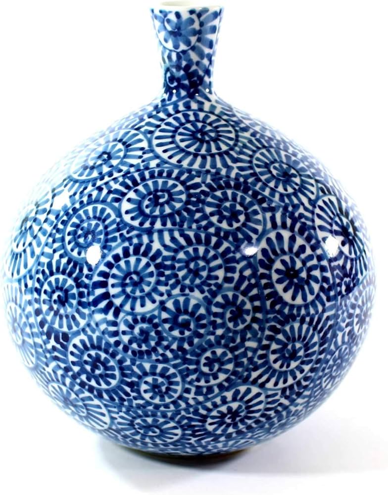 Amazon.co.jp: 有田焼 伝統工芸 総手描き 高級陶器 蛸唐草花瓶 飾り壺