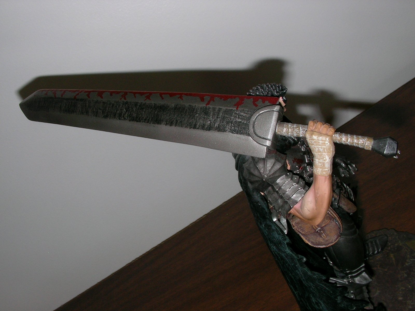 Amazon | ベルセルク ART OF WAR 【ガッツ：黒い剣士 (生誕祭の章