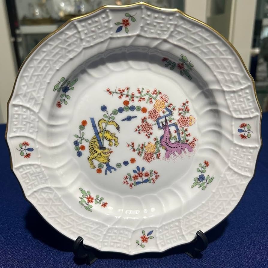 Amazon.co.jp: マイセン柿右衛門写し竹虎梅花文18cmプレート