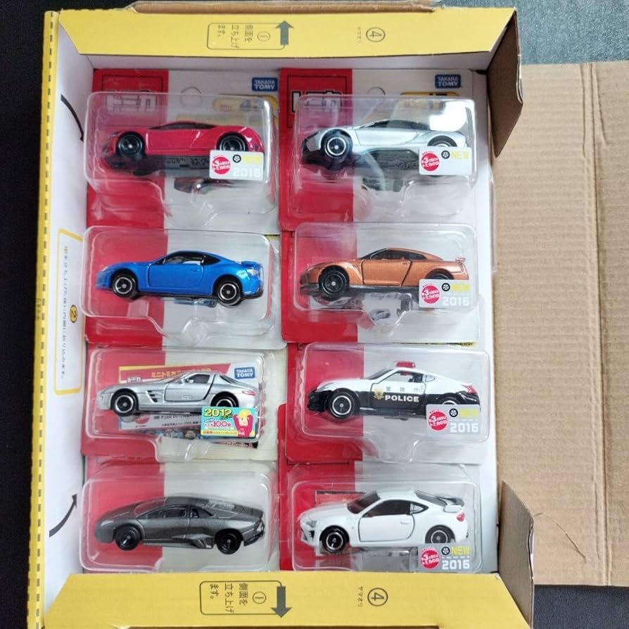 Amazon.co.jp: トミカ ブリスターパック 8台セット : おもちゃ