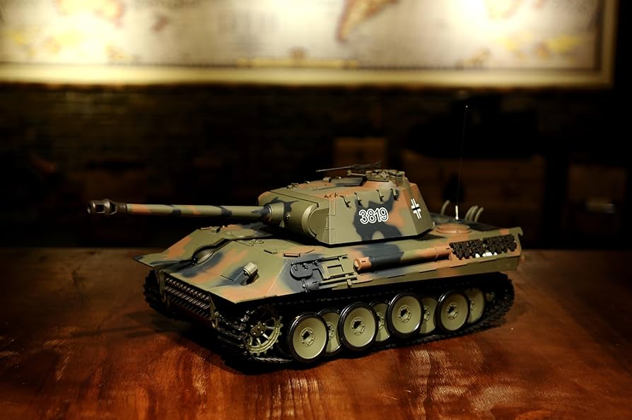 Amazon.co.jp: HengLong 1:16ドイツ軍パンターA型中戦車 3819 V号戦車