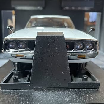 Amazon | 未展示品 京商1/18ニッサンスカイライン2000GT-R/ケンメリR