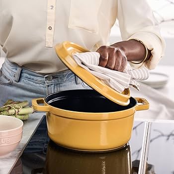 Amazon.com: Staub Cast Iron Round Cocotte, Dutch Oven, 7-quart