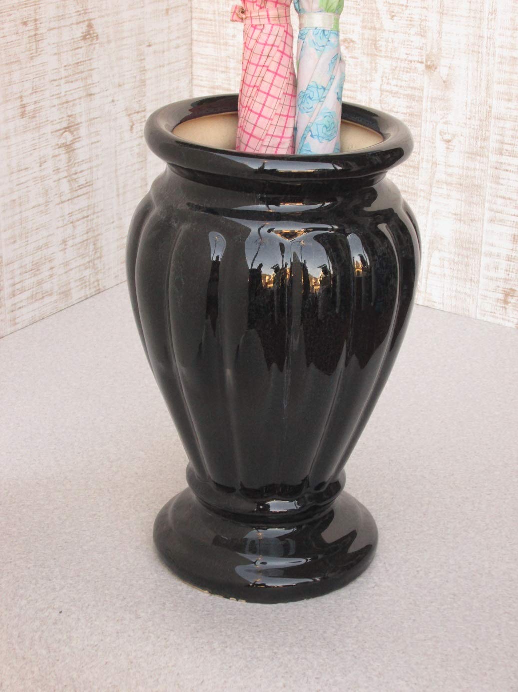 Amazon｜陶器傘立て 壺型 (ブラック)｜傘立て オンライン通販