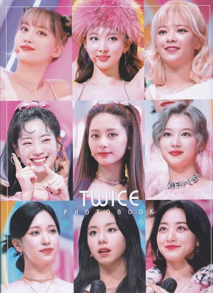 Amazon.co.jp: TWICEトゥワイス□プレミアム写真集大①韓国ツウィモモ