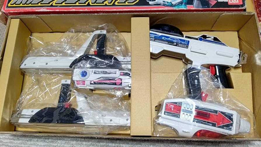 Amazon.co.jp: 当時物 未来戦隊タイムレンジャー ボルテックバズーカ