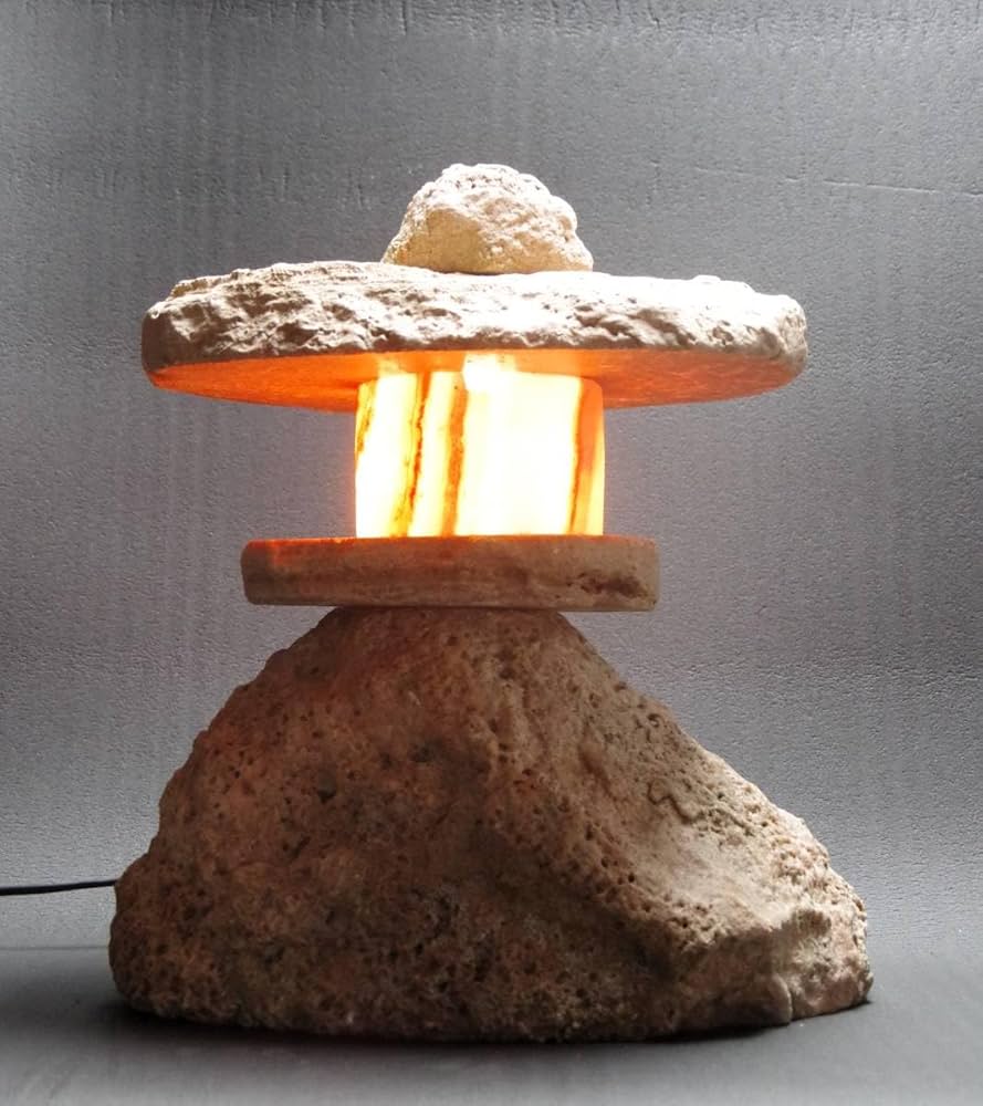 Amazon.co.jp: 灯籠燈籠鍾乳石室内屋内店内和風置物庭石石灯籠オブジェ