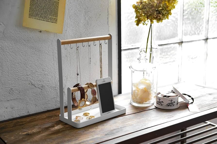 Amazon.com: YAMAZAKI Home Tosca Accessory Stand - Jewelry Holder