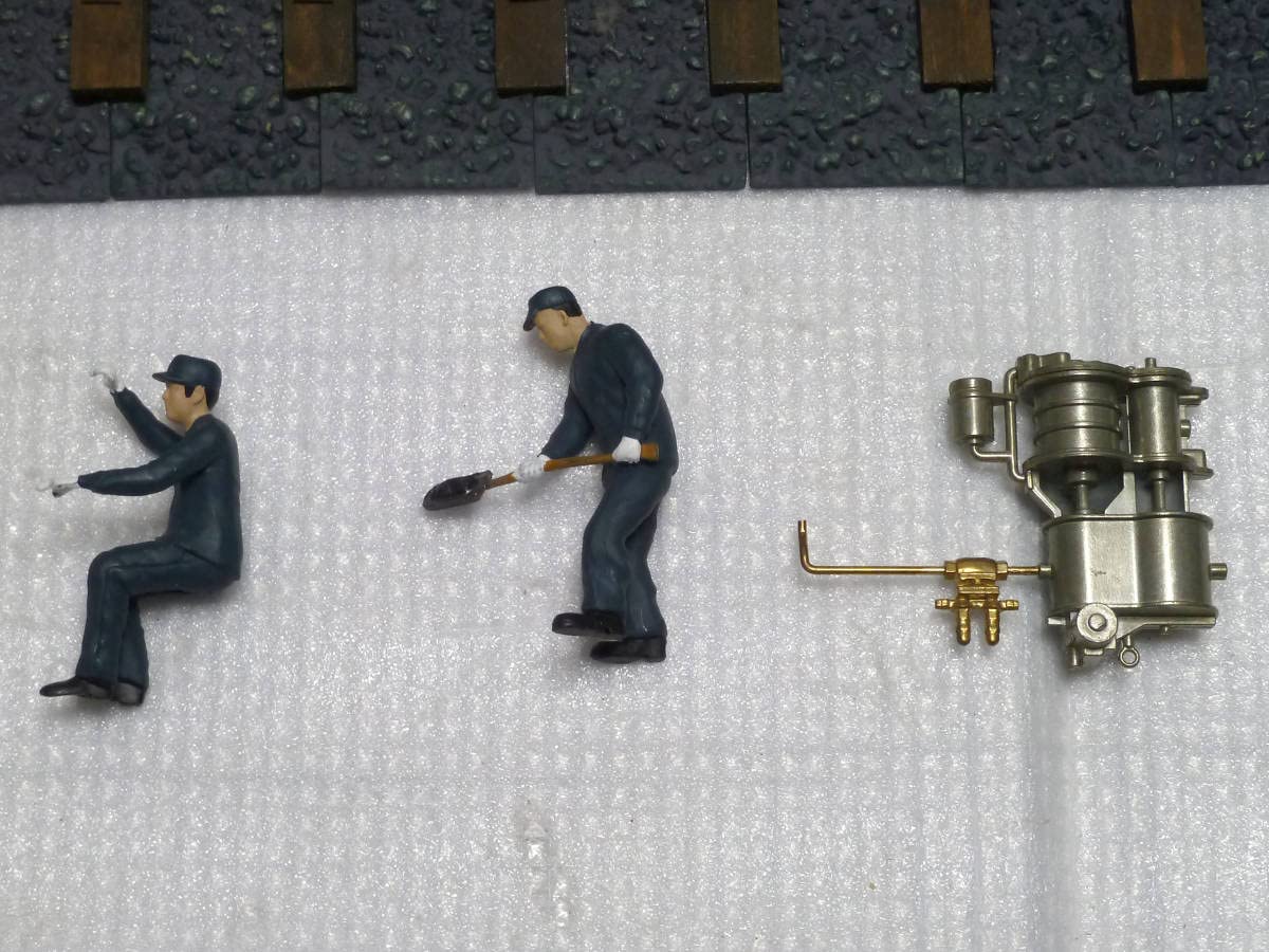 Amazon.co.jp: ジャンク DeAGOSTINI 蒸気機関車 D51 完成品 鉄道模型 1