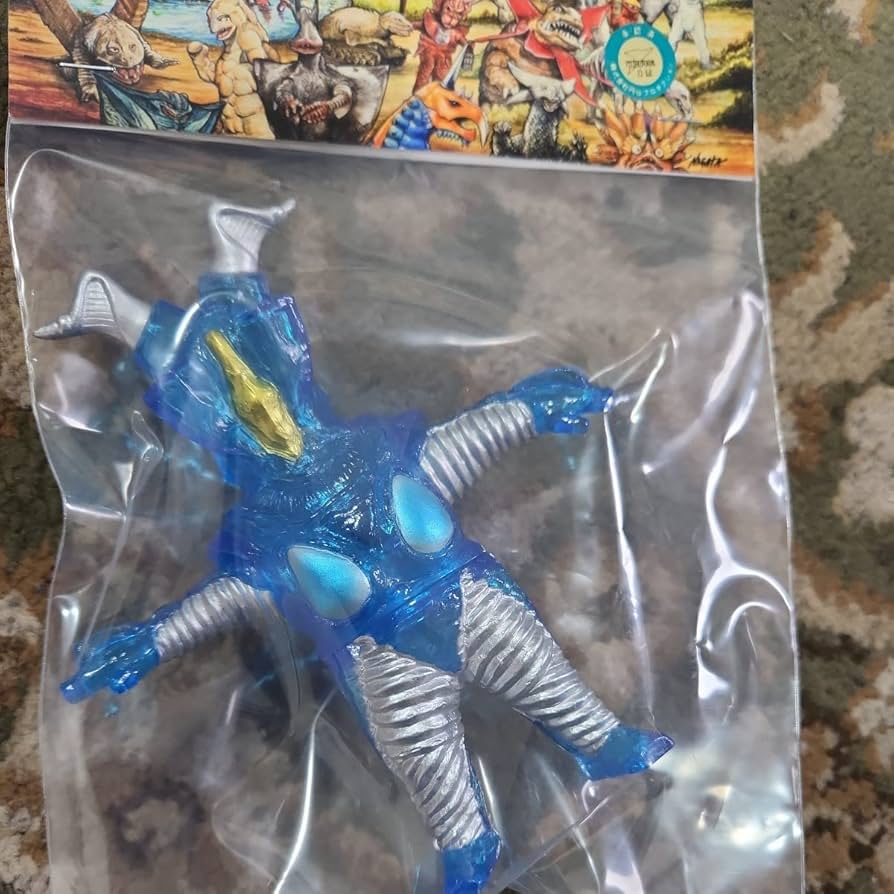 Amazon.co.jp: MAXTOY ゼットン クリアブルー ZETTON マン ソフビ