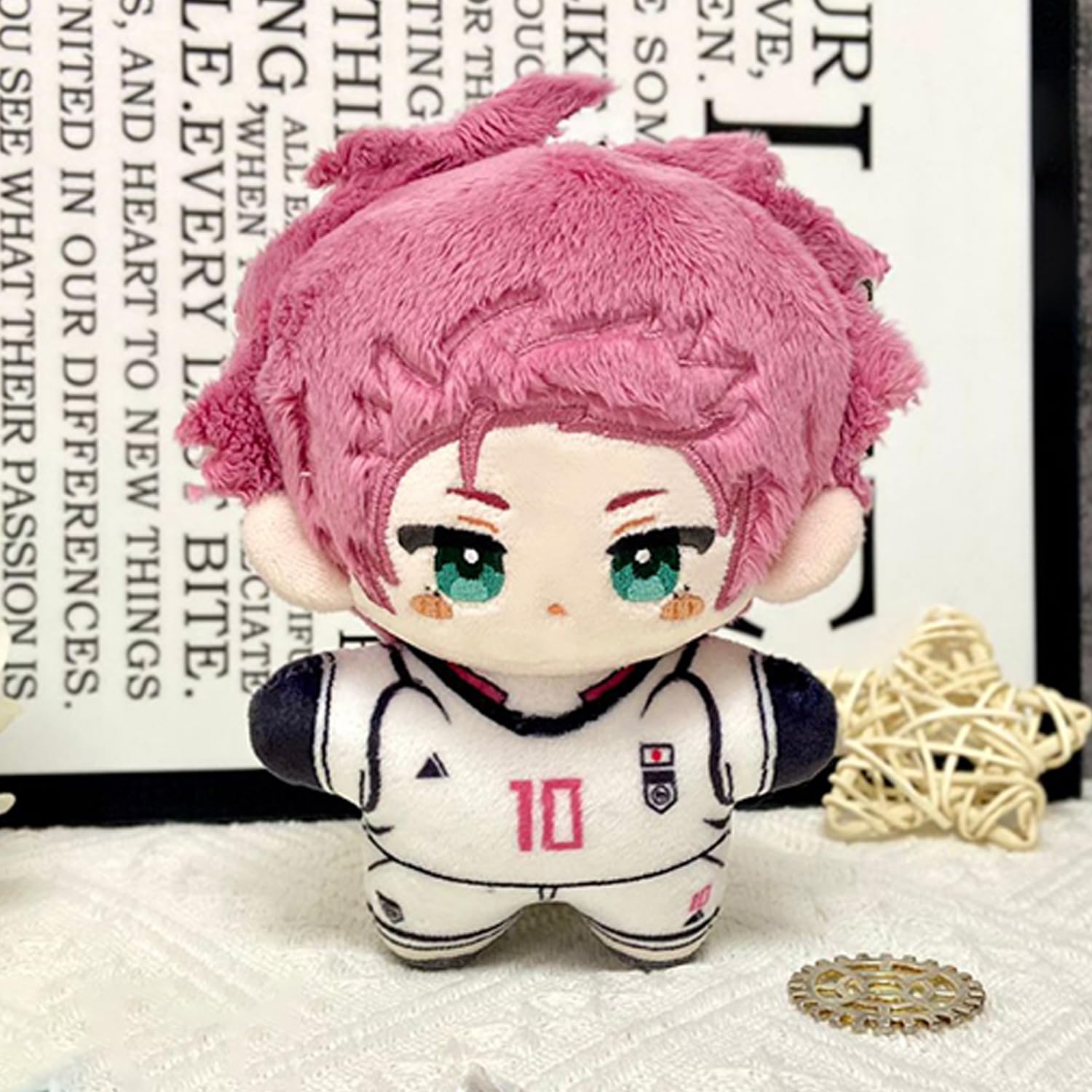 Amazon.co.jp: ブルーロック 周辺 潔世一 糸師凛 糸師冴 ぬいぐるみ