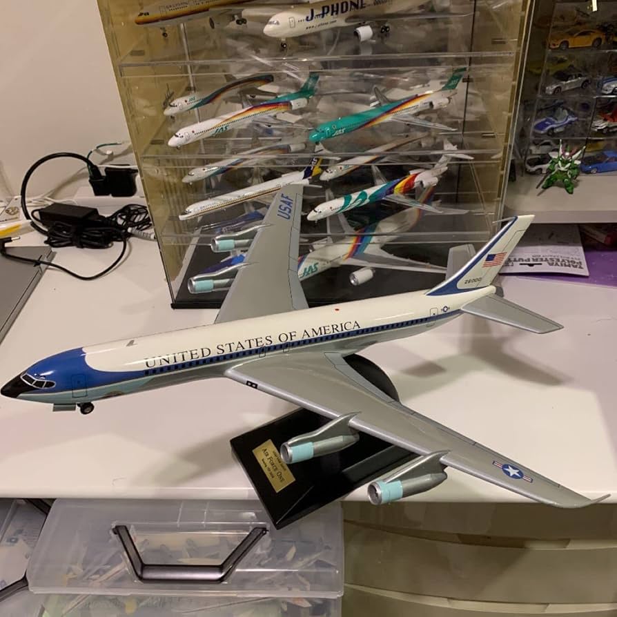 Amazon | エアフォースワン BOEING ボーイング 707-200 1/100 飛行機