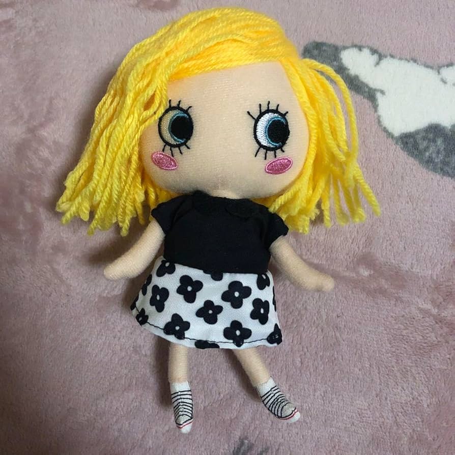 Amazon.co.jp: ILEMER ハッピードール イーマリーちゃん 本体 E