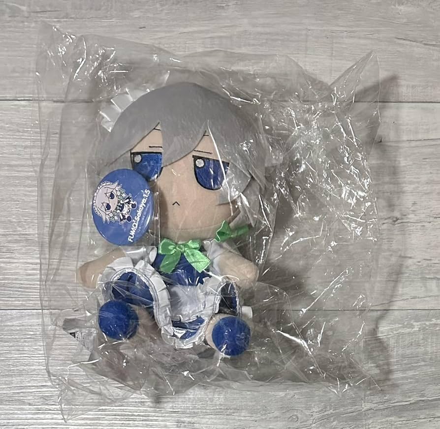 Amazon.co.jp: 缶バッジ付き東方ぬいぐるみシリーズ 64 十六夜咲夜ver