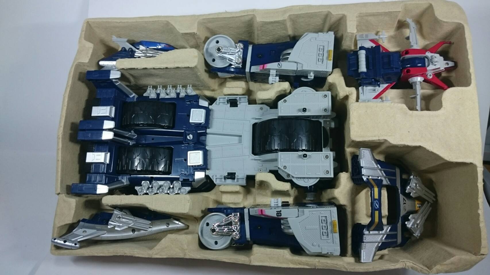 Amazon | 超絶轟轟合体 DXダイボイジャー | ベルト・なりきりアイテム