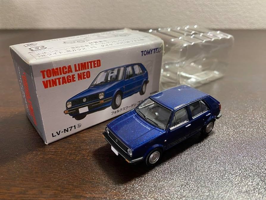 Amazon.co.jp: トミカリミテッドヴィンテージneo vw ゴルフii cli ※箱