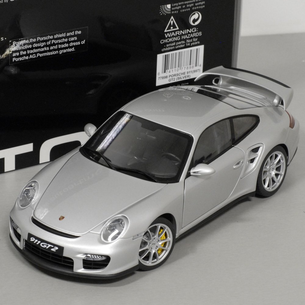 Amazon | AUTOart 1/18 ポルシェ 911 (997) GT2 (シルバー) B6 完成品